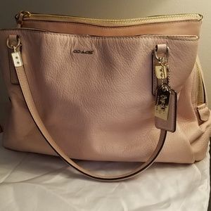  Coach Madison Cafe Carryall Leather Handbag Peach